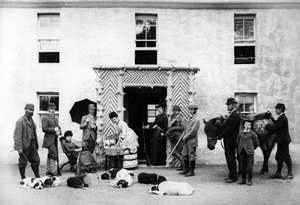 Eine Jagdgesellschaft auf dem Land, ca. 1890 von English Photographer