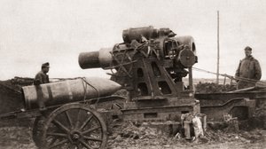 Eine österreichische Riesenschwerhaubitze und ihre Granate, verwendet während des Ersten Weltkriegs, aus The Illustrated War News, 1915