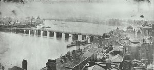 Battersea Bridge: Blick vom Chelsea Church Tower, 1875 von English Photographer