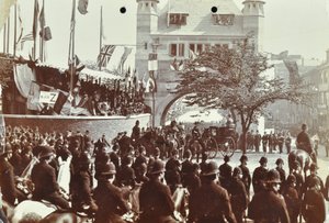 Blackwall Tunnel: Zeremonie zur Eröffnung des Tunnels durch den Prinzen von Wales, später König Edward VII., und Prinzessin Alexandra, 1897 von English Photographer