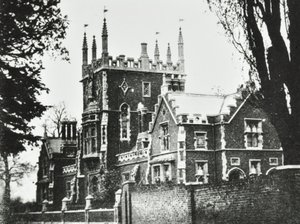 Elizabethan School, Broomhouse Lane: Außenansicht, 1880 von English Photographer