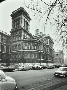 Außenministerium, Whitehall, Westminster LB: Erhebung zu Saint Jamess Park, 1896