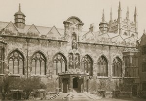 Vorderer Innenhof, Oriel College, Oxford von English Photographer