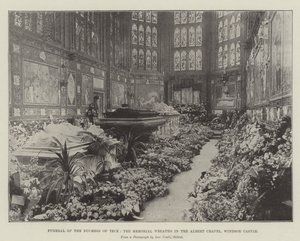 Beerdigung der Herzogin von Teck, die Gedenkkränze in der Albert Chapel, Windsor Castle