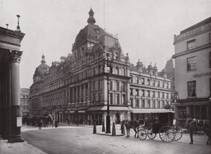 Sein Majestäts Theater und das Carlton Hotel, Haymarket von English Photographer