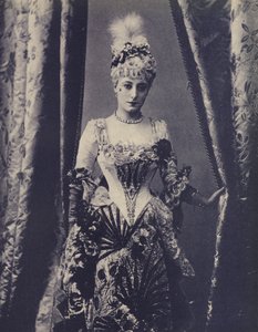 Kate Vaughan, englische Schauspielerin des Gaiety Theatre (s/w Foto) von English Photographer