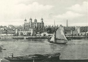 London Tower von der Themse