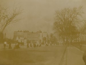 Marble Arch, Hyde Park, London von English Photographer