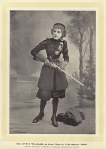 Miss Ettie Williams als Leutnant Wren in Der Preis der Königin