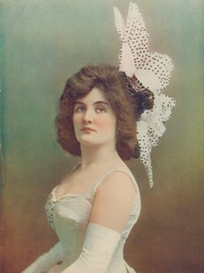 Miss Phyllis Rankin von English Photographer