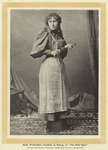 Miss Winifred Fraser als Hedvig in Die Wildente