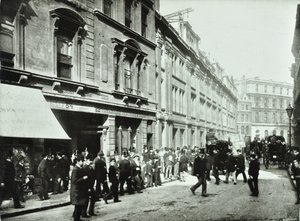 Old Broad Street, Eingang zur Börse, City of London, 1890