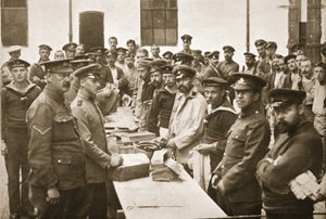 Pakete aus der Heimat, Handforth, Illustration aus Deutsche Gefangene in Großbritannien von English Photographer