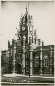 Royal Holloway College, London von English Photographer