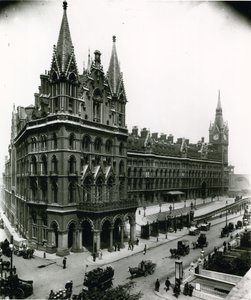 St Pancras Bahnhof; Fotografie von April 1899 von English Photographer