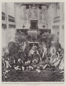 Die Beerdigung des verstorbenen Prinzen Alfred von Sachsen-Coburg-Gotha, Blumenschmuck um die Bahre in der Kirche des Schlosses Friedenstein von English Photographer