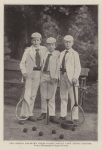 Die drei ältesten Söhne des deutschen Kaisers in Tenniskleidung von English Photographer
