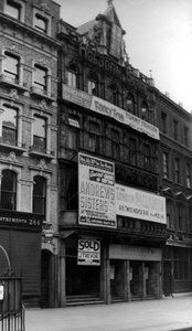 Das Holborn Empire von English Photographer