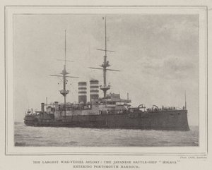 Das größte Kriegsschiff auf See, das japanische Schlachtschiff Mikasa beim Einlaufen in den Hafen von Portsmouth von English Photographer