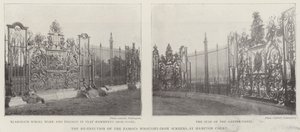 Der Wiederaufbau der berühmten Schmiedeeisernen Bildschirme im Hampton Court von English Photographer