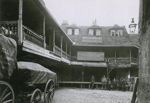 The Tabard Inn, Southwark von English Photographer