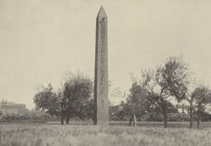Der Obelisk von Heliopolis, wo Moses erzogen wurde von English Photographer