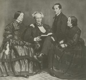 Viktorianische Familiengruppe, 1857 von English Photographer