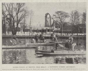 Wasserradfahren in Trepton, nahe Berlin, ein beliebtes Sommervergnügen von English Photographer