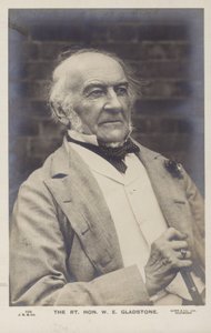 William Ewart Gladstone von English Photographer
