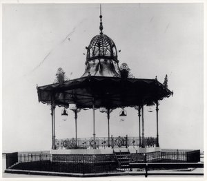Ornamentaler Musikpavillon im East End Park, Leeds