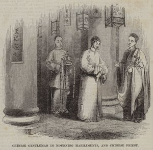 Chinesischer Herr in Trauerkleidung und chinesischer Priester