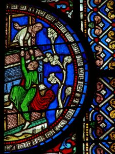 Detail aus dem Ostfenster der Dreifaltigkeitskapelle mit David, der aus der Stadt flieht
