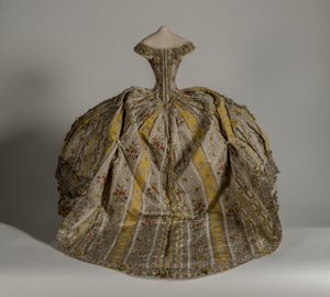 Modepuppe Mantua