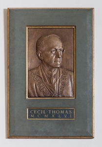 Plakette mit Cecil Thomas, Bildhauer & Medailleur, 1946