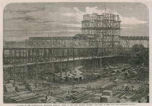 Fortschritt am International Exhibition Building; Arbeiten am Schiff, östliches Querschiff und Kuppel