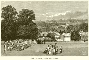 Das College, vom Feld aus von English School