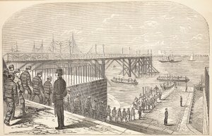 Die Gefangenen kehren von ihrer Arbeit im Arsenal zu den Hulks zurück, Illustration aus The Criminal Prisons of London and Scenes from Prison Life von Henry Mayhew und John Binny, veröffentlicht 1862