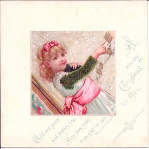 Viktorianische Weihnachtskarte eines jungen Mädchens, das eine Katze hält und auf etwas zeigt, um 1880 (Farblitho)
