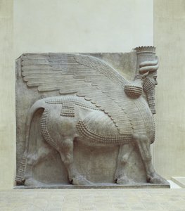 Stier mit Flügeln, menschlichem Gesicht und Tiara von Erich Lessing