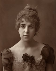 Miss Norreys, britische Schauspielerin von Ernest Barraud