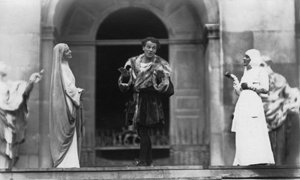 Aufführung von Jedermann, Salzburger Festspiele, Österreich, 20. Jahrhundert