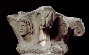 Etruskische Zivilisation: dekorierte Säulenkapitelle aus dem Grab Campanari in Vulci, Italien. Ende 4., Anfang 3. Jahrhundert v. Chr. Florenz, Museo Archeologico von Etruscan