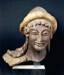 Kopf des Hermes mit einem Pilos, aus dem Tempel von Portonaccio, Veii, 510-500 v. Chr. von Etruscan