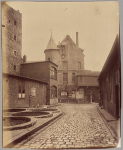 Château de la Reine Blanche, 17 rue des Gobelins von Eugène Atget
