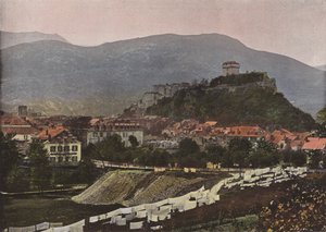 Lourdes, die Stadt und das Schloss von European Photographer