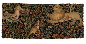 Mille-fleurs-Wandteppichfragment, Darstellung von Reh, Löwe und Fasan