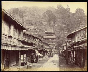 Temple Street, Eingeborenenstadt, Nagasaki von Felice Beato