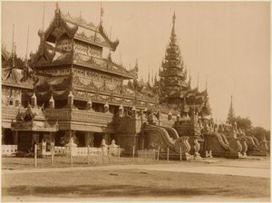 Das Hman Kyaung oder das Glaskloster, Burma, ca. 1890