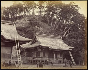 Der Tempel von Hatchiman, Kamakura von Felice Beato