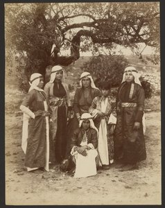 Gruppe von drusischen Mädchen: Mt. Carmel von Félix Bonfils
